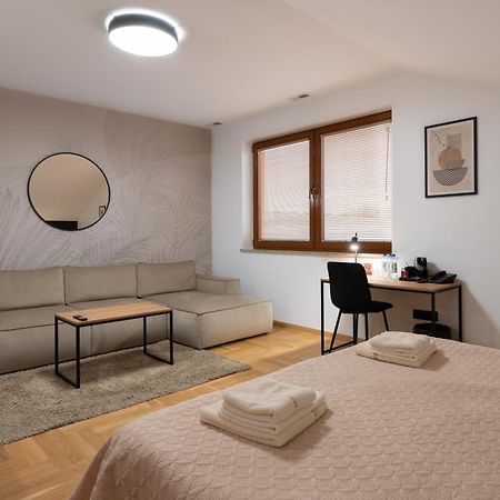 Hotel Reslinski Grodzisk Wielkopolski Esterno foto