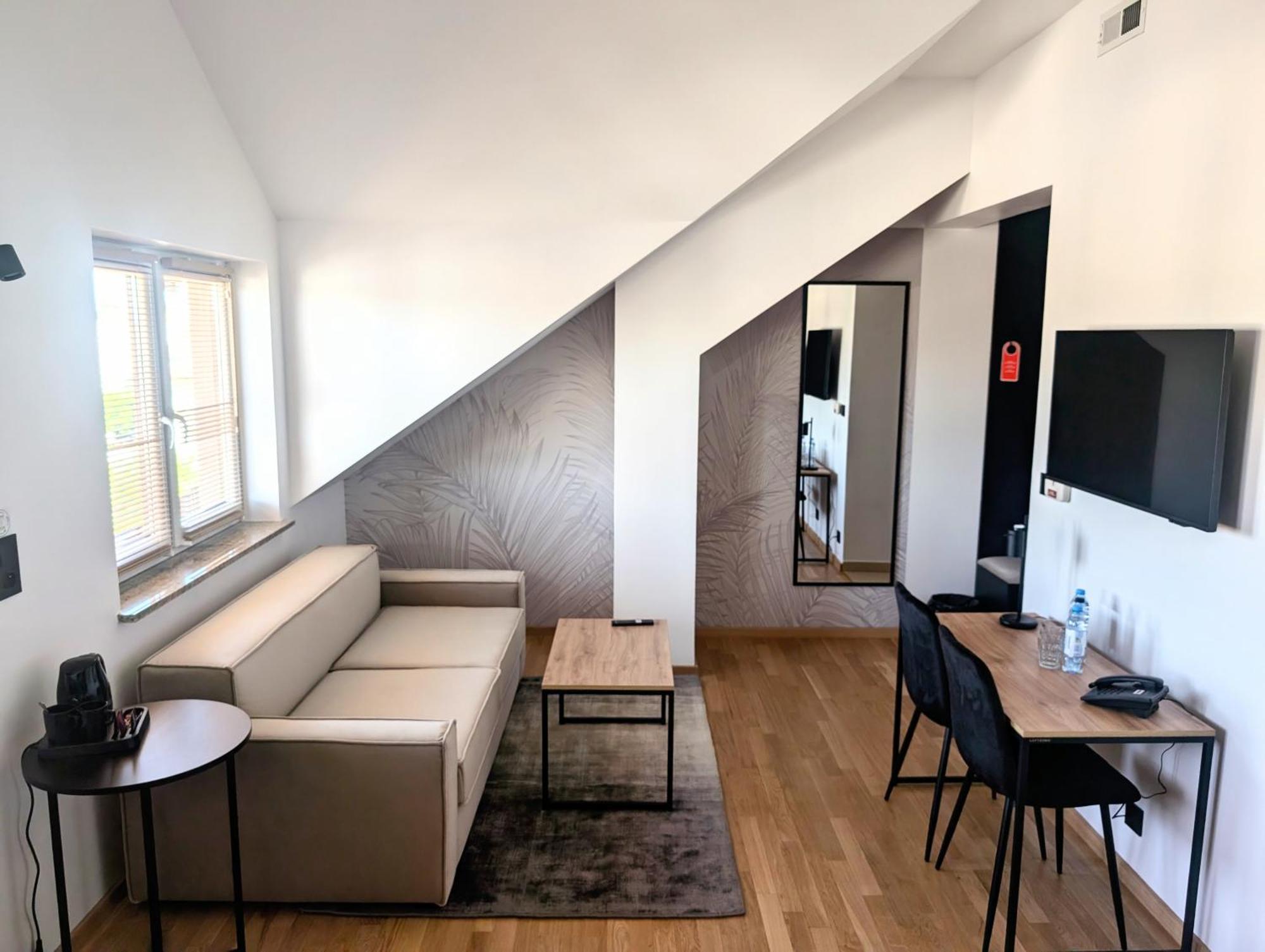 Hotel Reslinski Grodzisk Wielkopolski Esterno foto