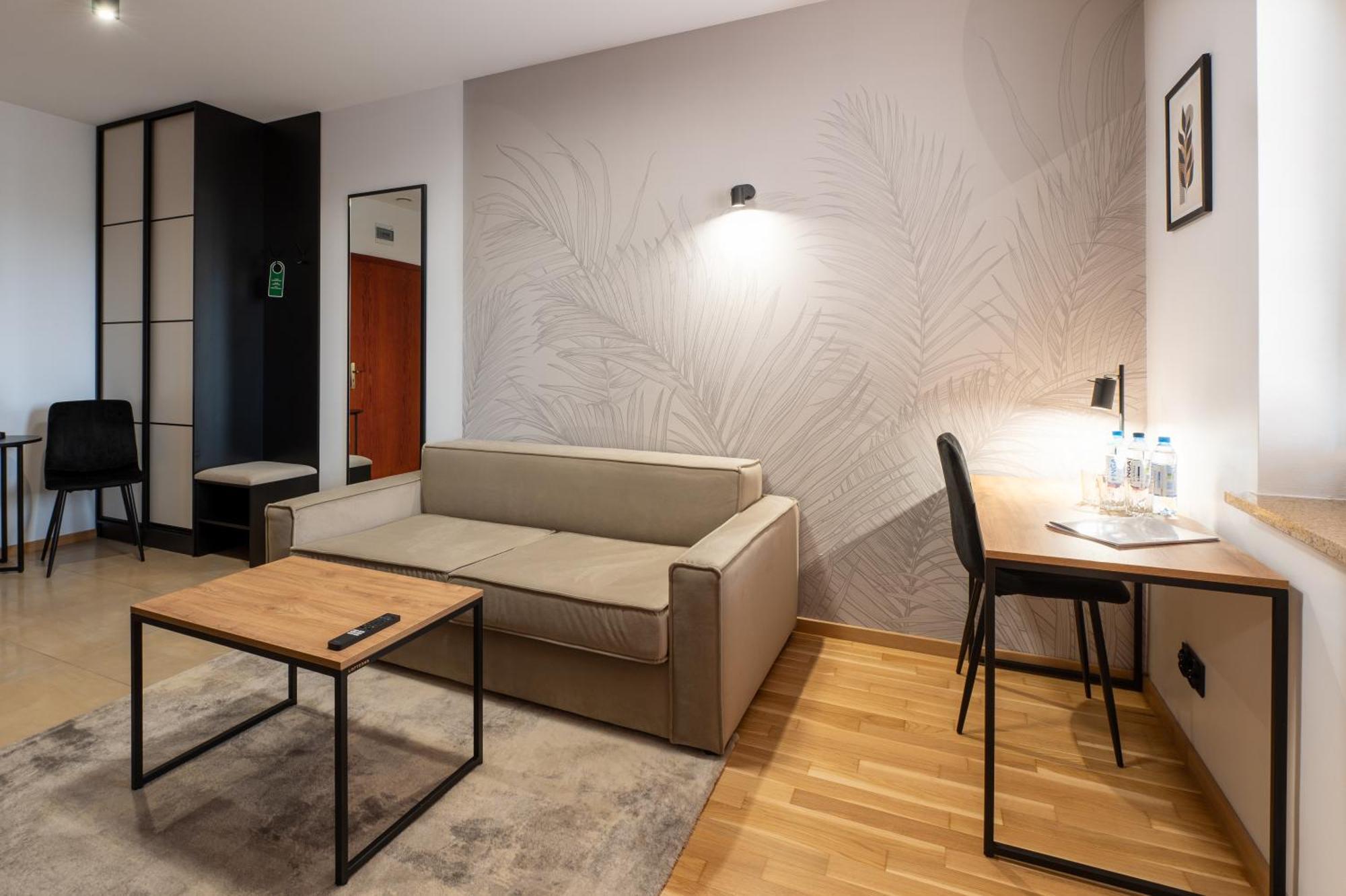 Hotel Reslinski Grodzisk Wielkopolski Esterno foto