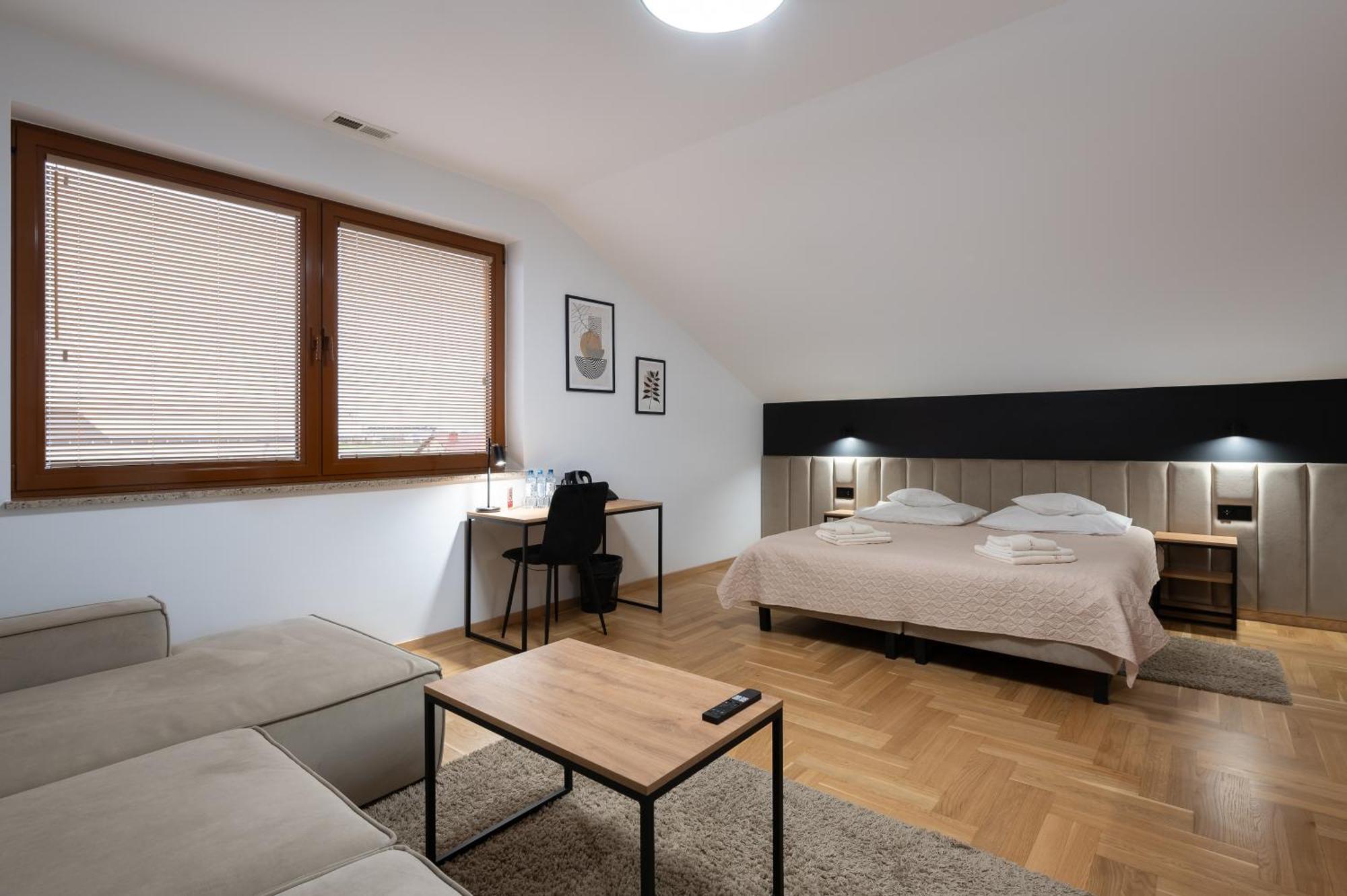 Hotel Reslinski Grodzisk Wielkopolski Esterno foto